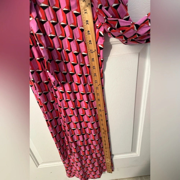 NWT DIANE VON FURSTENBERG Target Collared Sleeveless Pink Modern Geo Jumpsuit SM - Picture 10 of 13